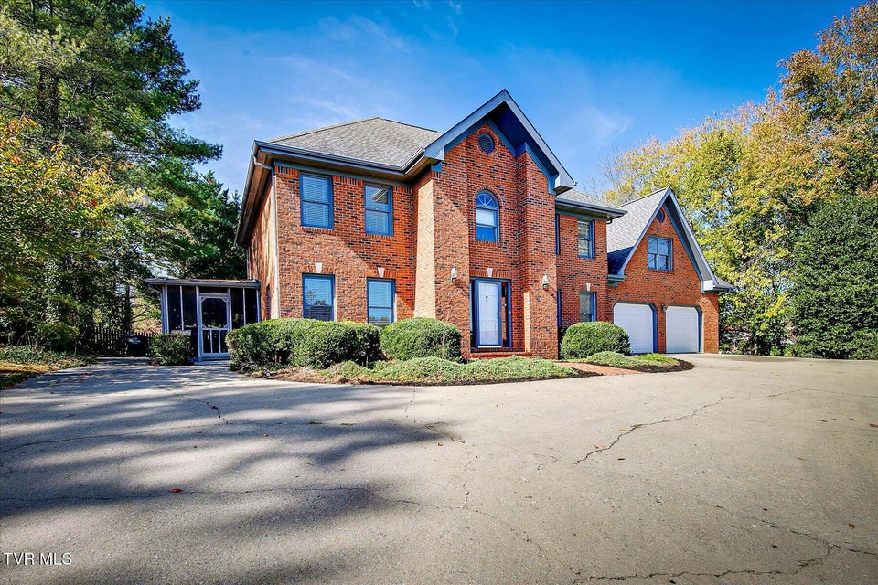 Photo #3: 1000 Rotherwood Drive