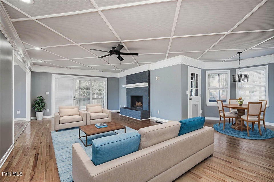 Photo #18: 1000 Rotherwood Drive