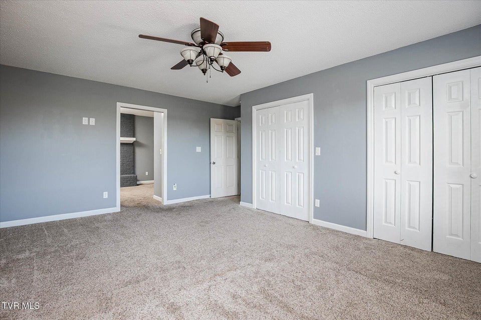 Photo #26: 1000 Rotherwood Drive