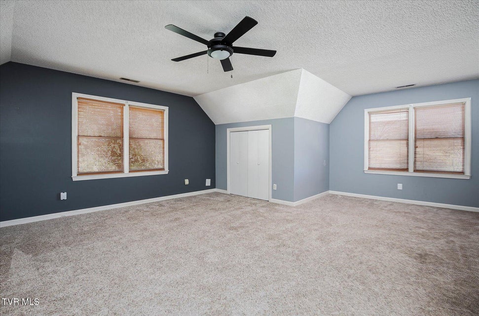 Photo #33: 1000 Rotherwood Drive