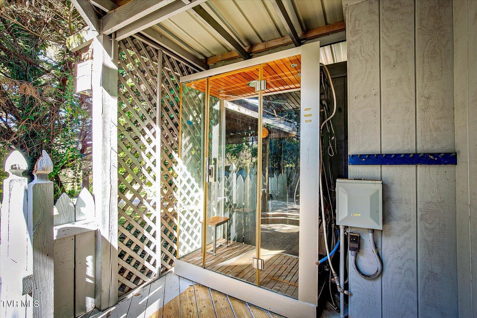 Photo #48: 1000 Rotherwood Drive