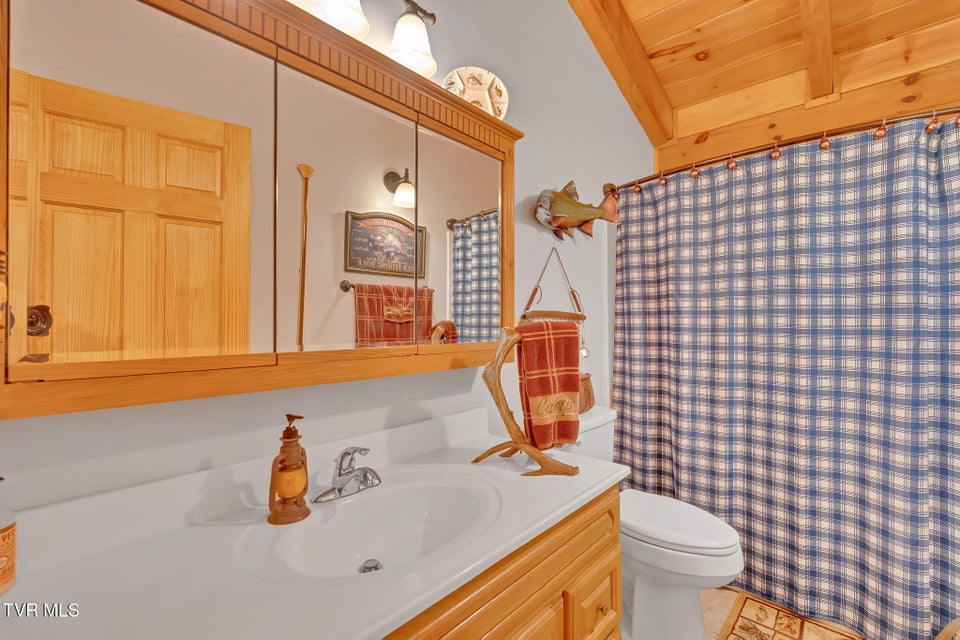 Photo #19: 239 Old Lacy Hollow Road Road