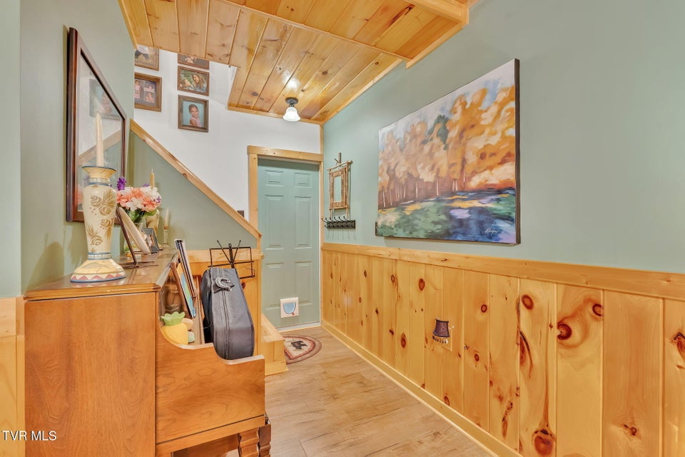 Photo #23: 239 Old Lacy Hollow Road Road