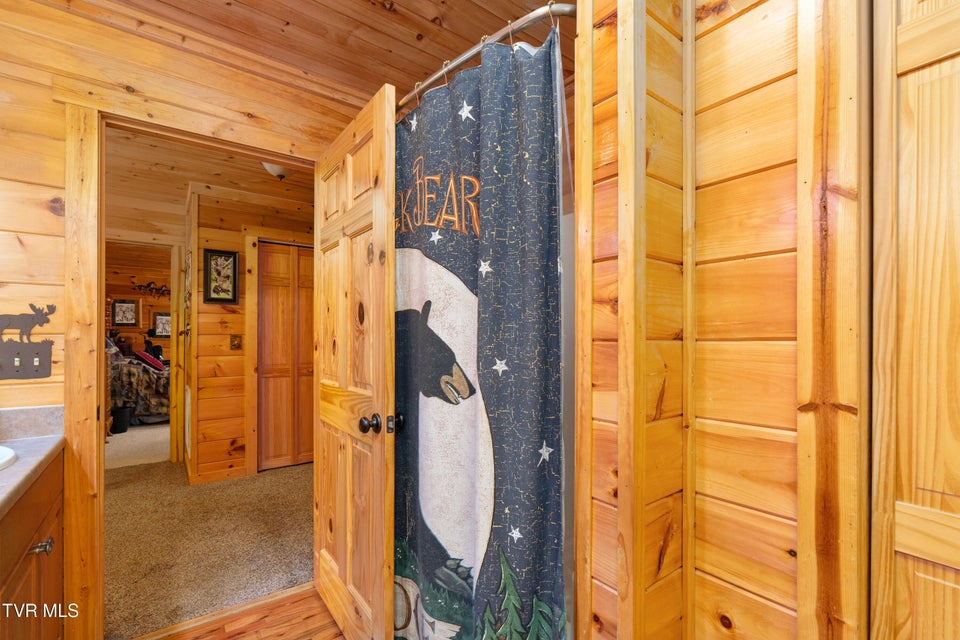 Photo #58: 1374 Allens Bridge Road