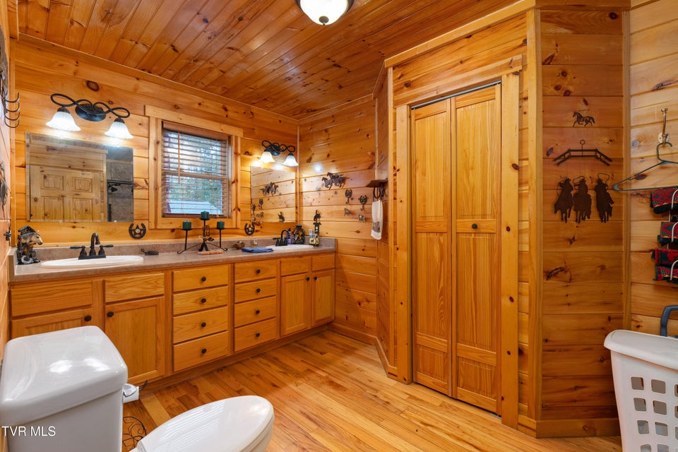 Photo #62: 1374 Allens Bridge Road