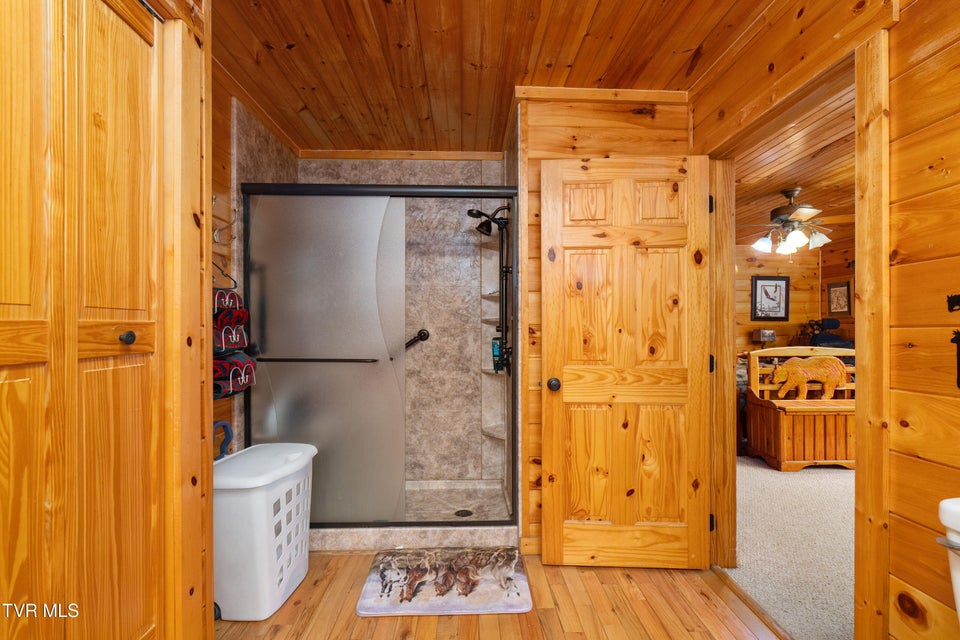 Photo #64: 1374 Allens Bridge Road