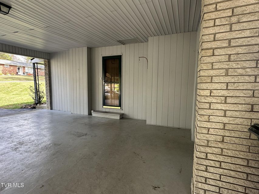 Photo #14: 412 Lakeside Drive