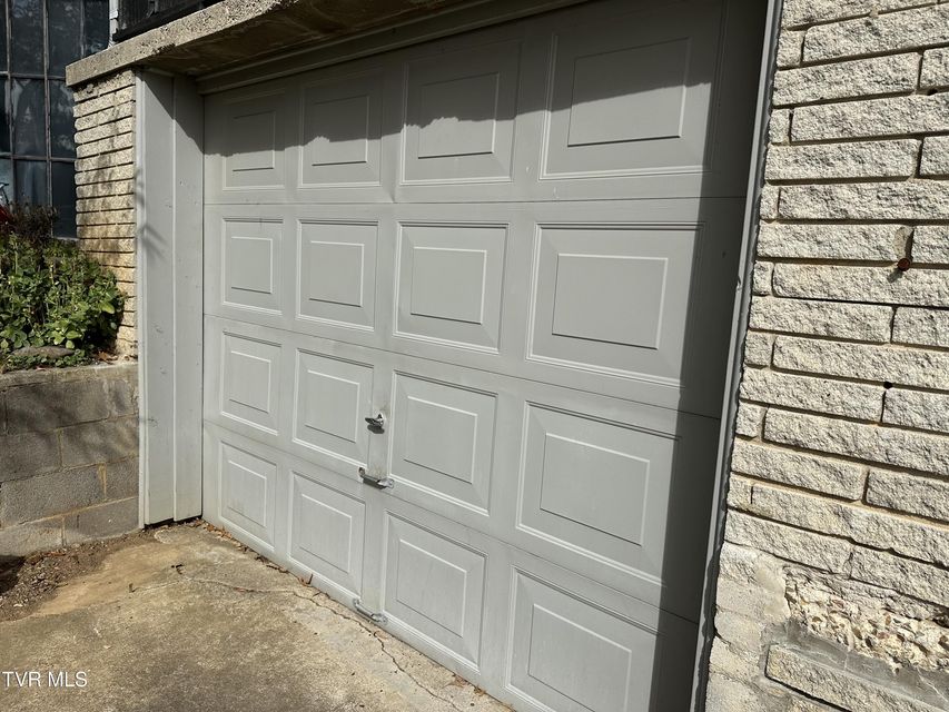 Photo #85: 412 Lakeside Drive