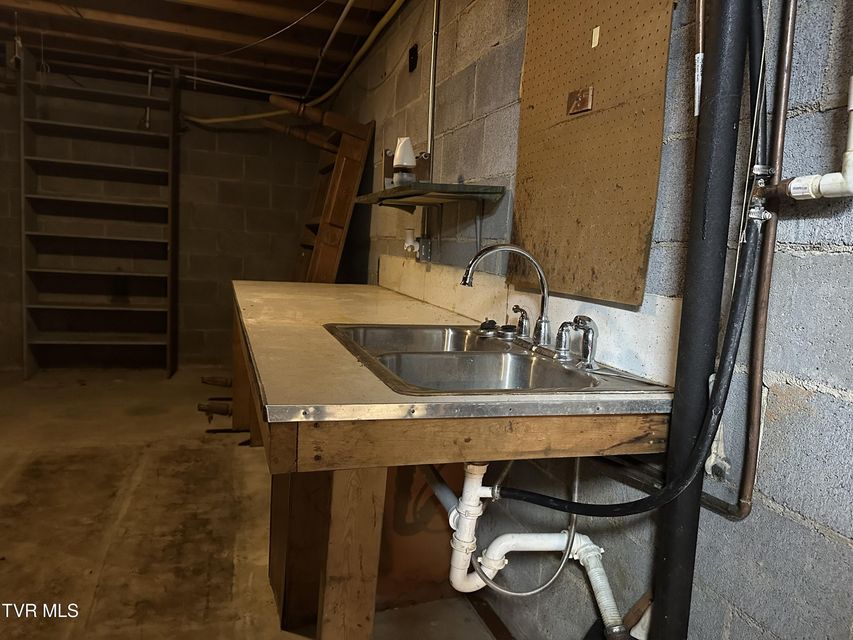 Photo #67: 412 Lakeside Drive