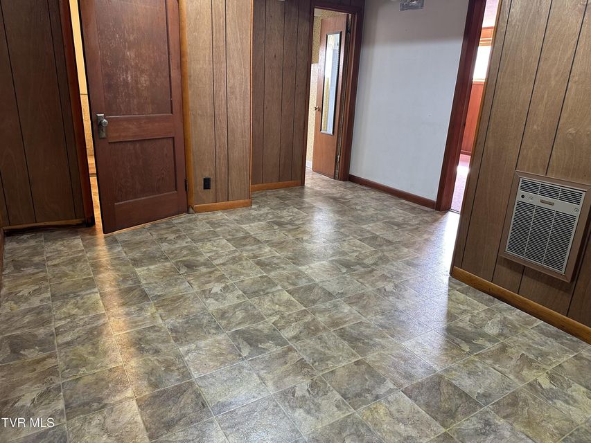 Photo #63: 412 Lakeside Drive