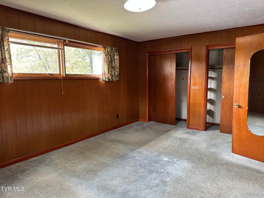 Photo #9: 412 Lakeside Drive