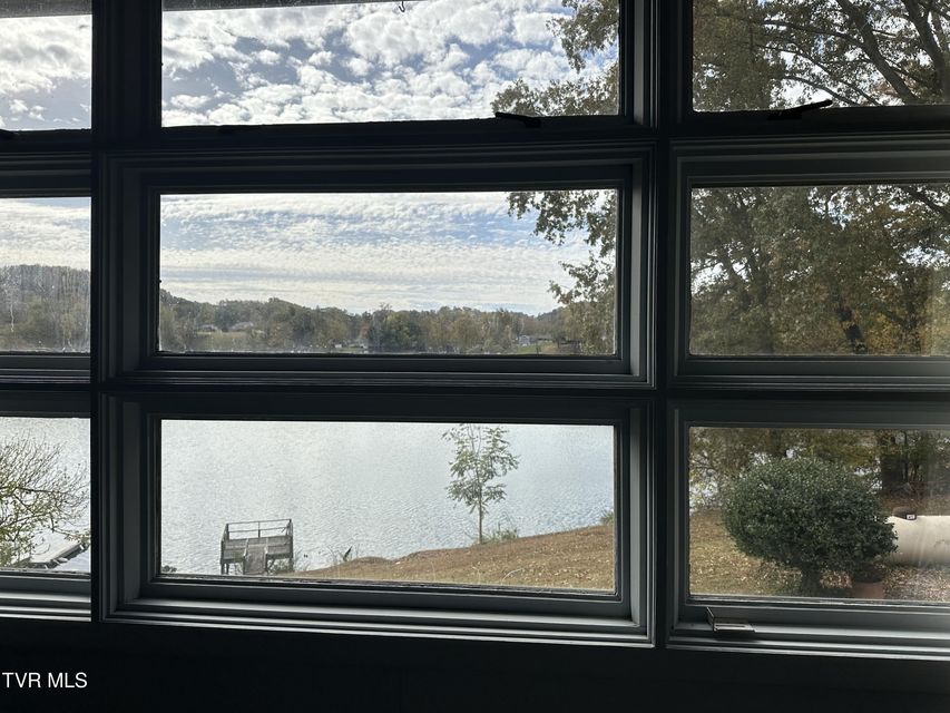 Photo #17: 412 Lakeside Drive