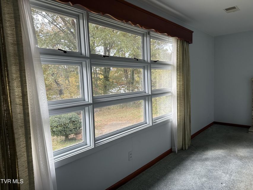 Photo #15: 412 Lakeside Drive