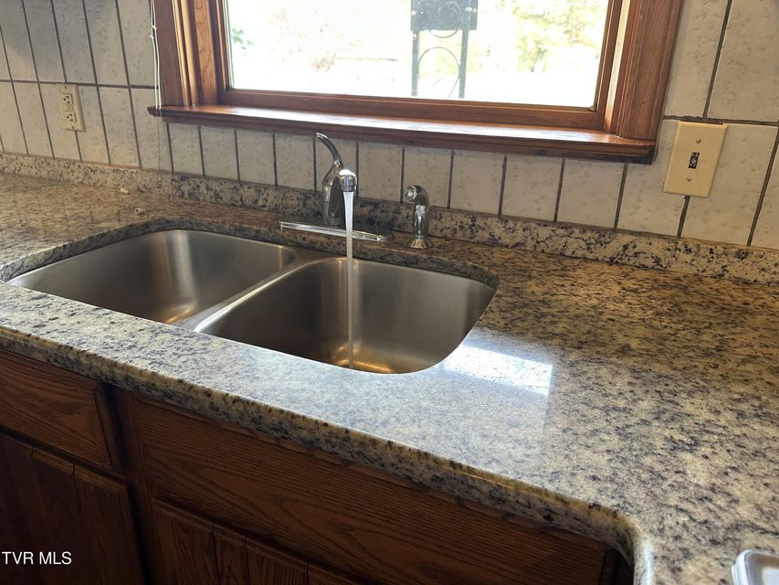 Photo #19: 412 Lakeside Drive