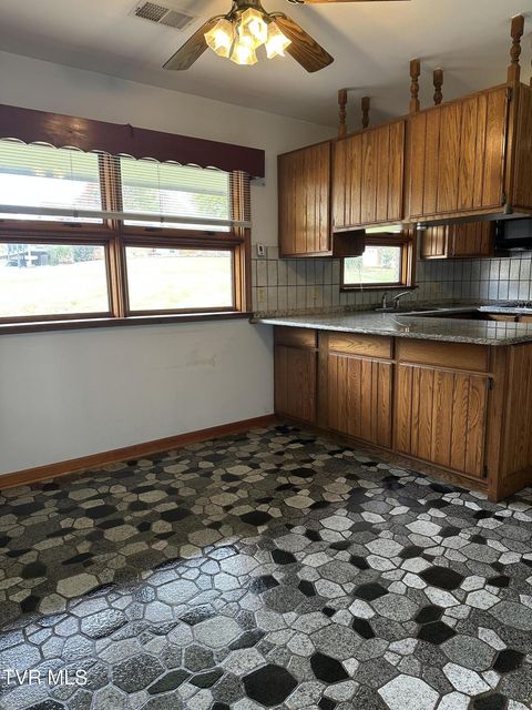 Photo #20: 412 Lakeside Drive