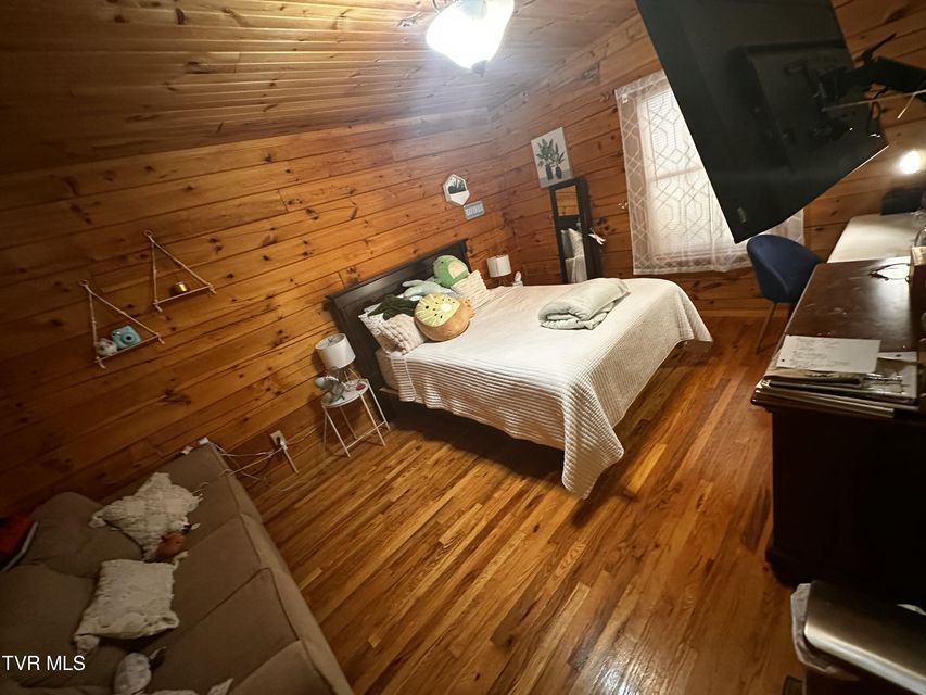 Photo #71: 1505 Williams Hollow Road