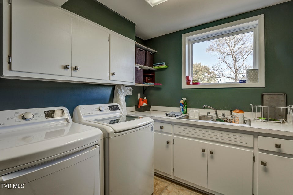 Photo #37: 103 Skyline Drive