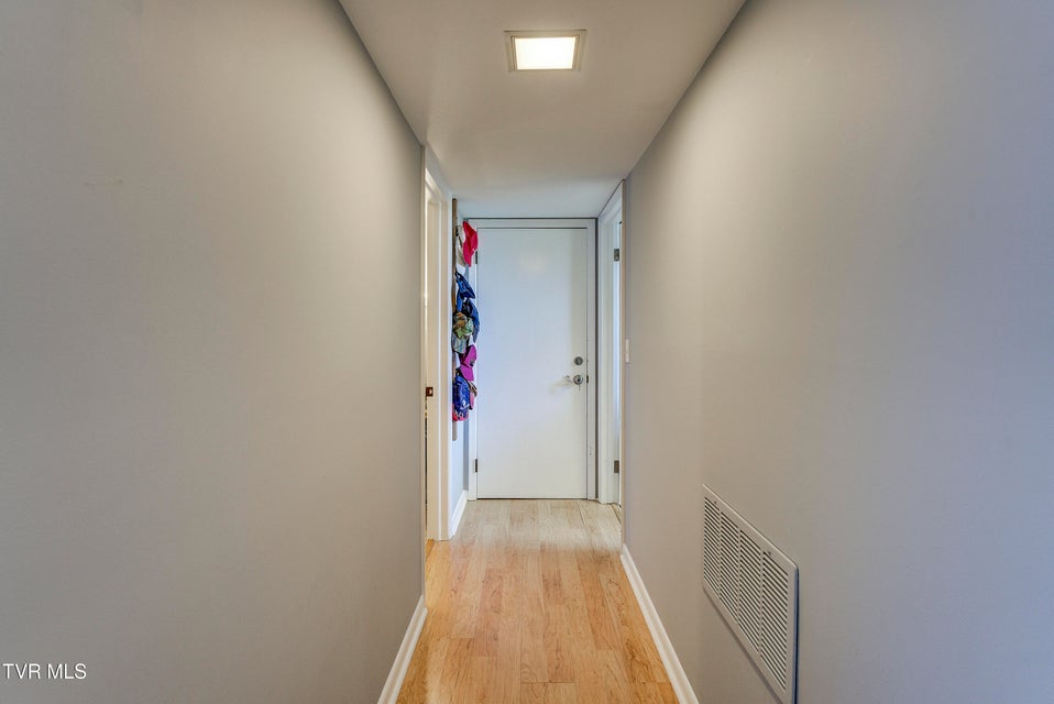 Photo #38: 103 Skyline Drive