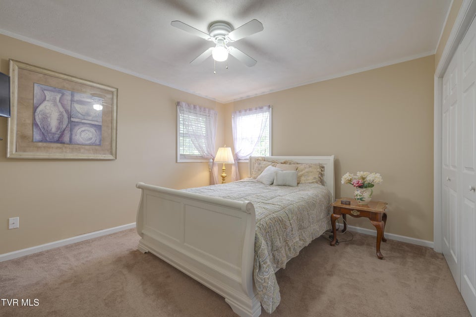 Photo #33: 9 Green Valley Court