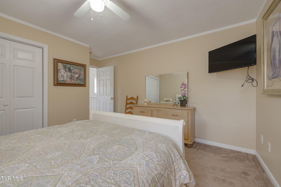 Photo #35: 9 Green Valley Court