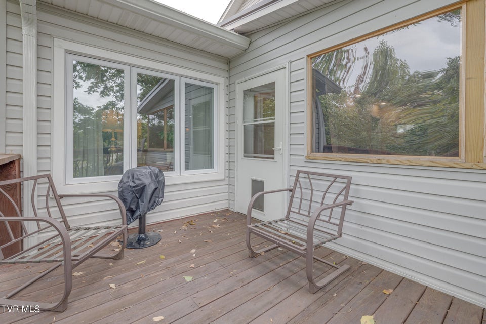 Photo #37: 9 Green Valley Court