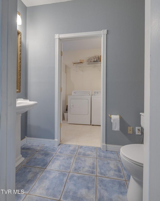 Photo #38: 9 Green Valley Court