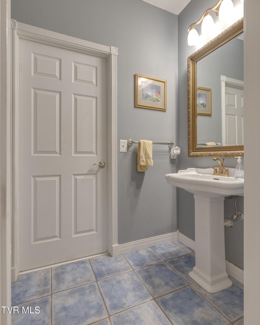 Photo #40: 9 Green Valley Court