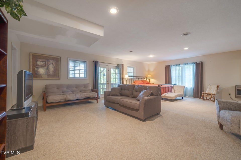 Photo #43: 9 Green Valley Court