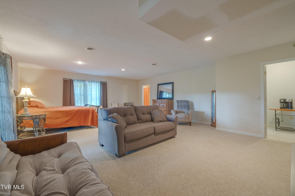 Photo #44: 9 Green Valley Court