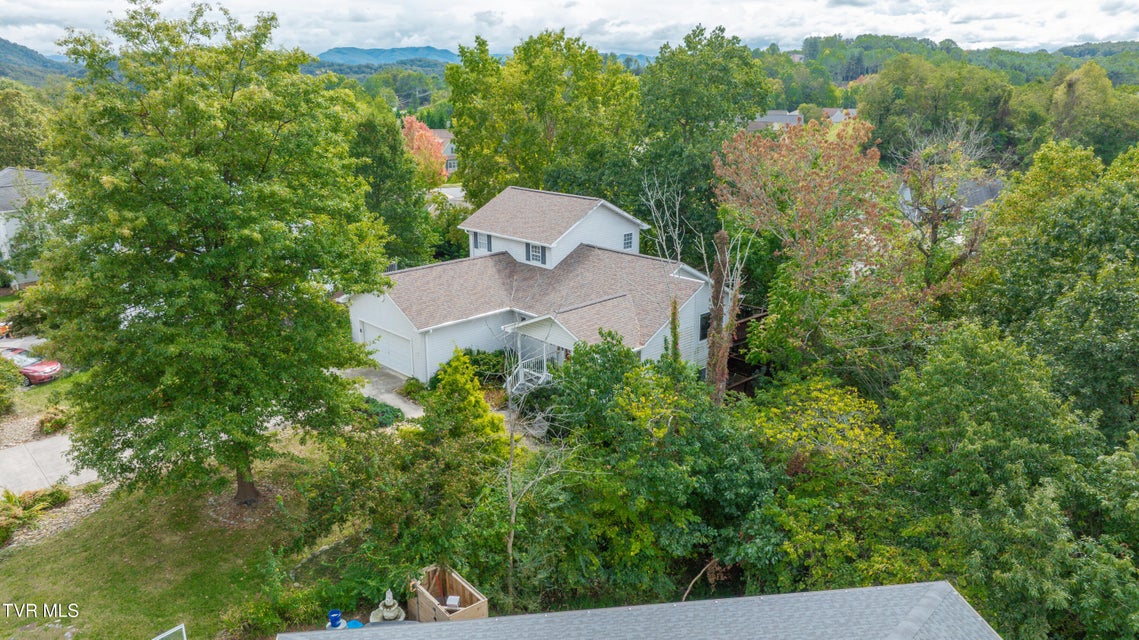 Photo #57: 9 Green Valley Court