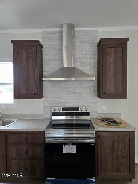 Photo #6: 2204 Oak St Street