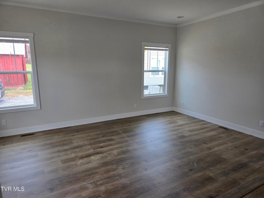 Photo #16: 2204 Oak St Street