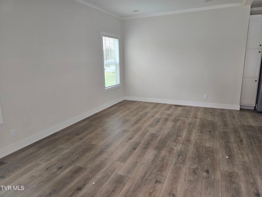 Photo #3: 2204 Oak St Street