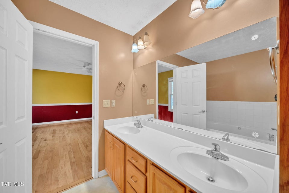 Photo #20: 123 Eastland Drive