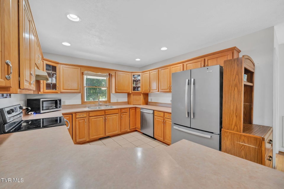 Photo #14: 123 Eastland Drive