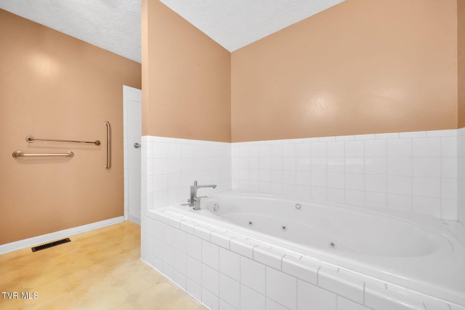 Photo #23: 123 Eastland Drive