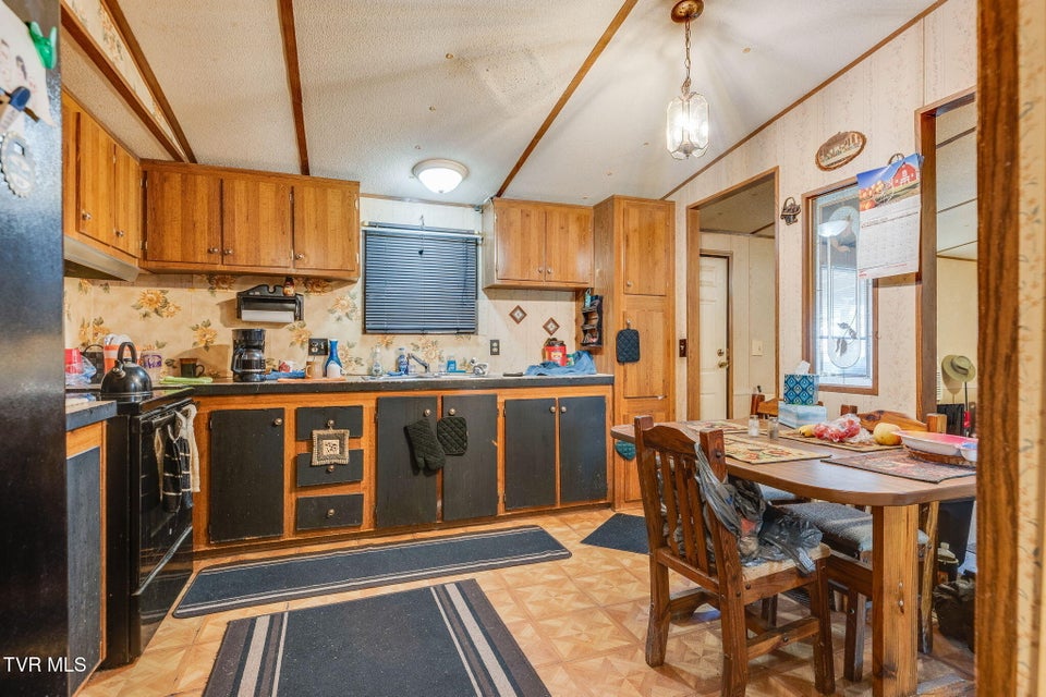 Photo #9: 123 Starlight Drive