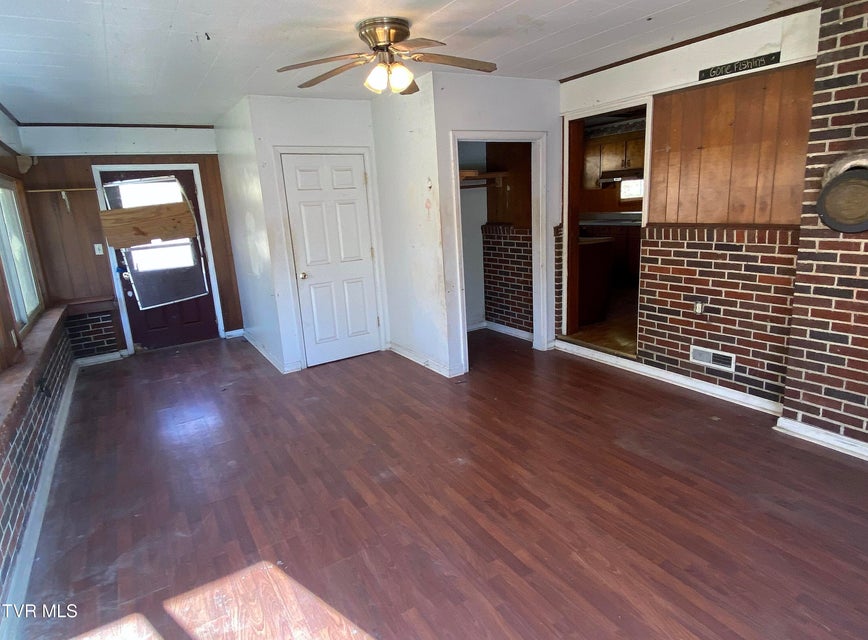 Photo #6: 9906 Dewey Cemetery Road