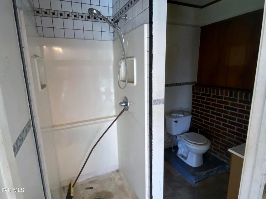 Photo #7: 9906 Dewey Cemetery Road