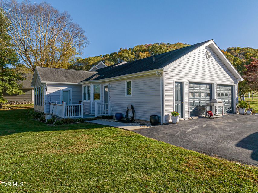 Photo #15: 19230 Sterling Drive