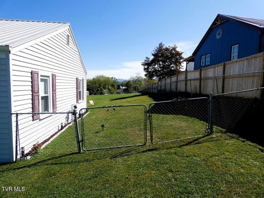 Photo #42: 855 Goolsby Street