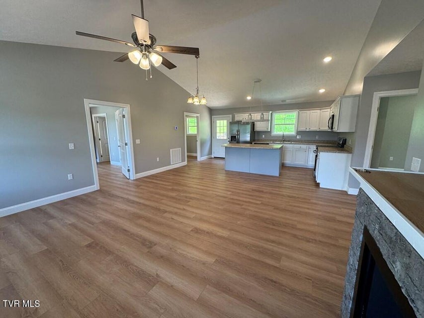 Photo #11: 1441 Old Stage Road