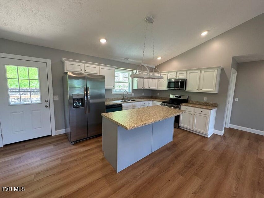 Photo #12: 1441 Old Stage Road