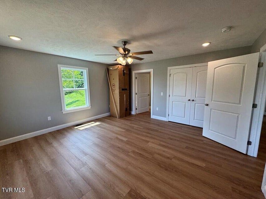 Photo #16: 1441 Old Stage Road