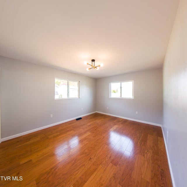 Photo #9: 301 El Paso Drive