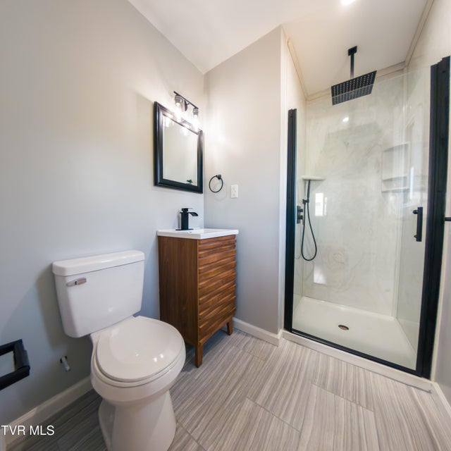 Photo #11: 301 El Paso Drive