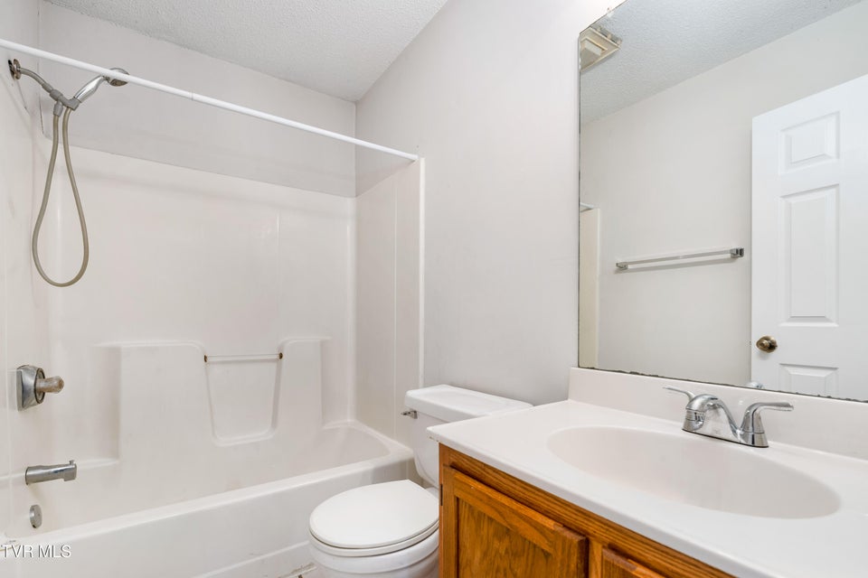 Photo #20: 23 Lexington Court