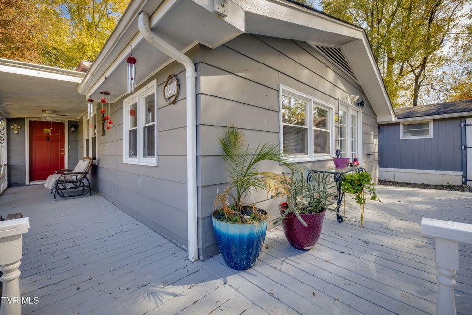 Photo #4: 106 Payne Street