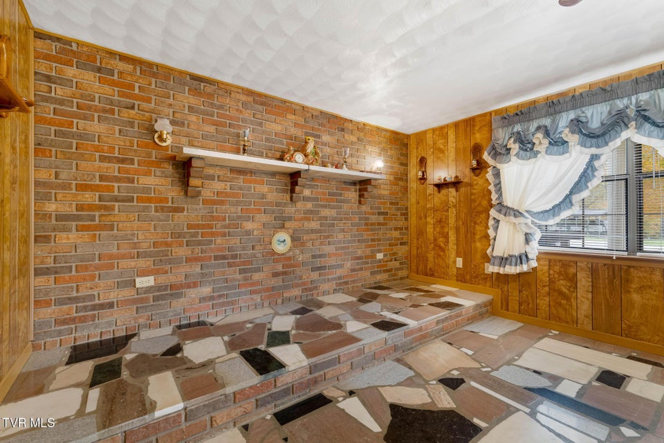 Photo #43: 6935 Kyles Ford Road