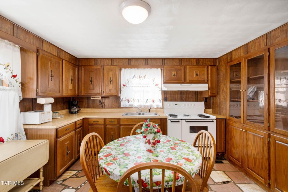 Photo #48: 6935 Kyles Ford Road